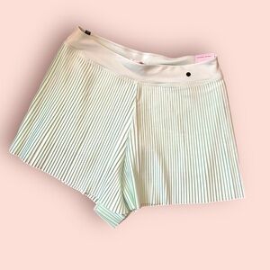 Nike Dri-FIT Ace Pleated Golf Shorts | Mint Foam Green